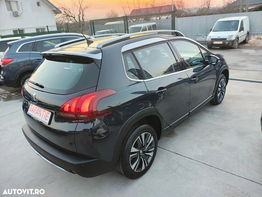 Peugeot 2008 PureTech 110 Stop&Start Allure - 3