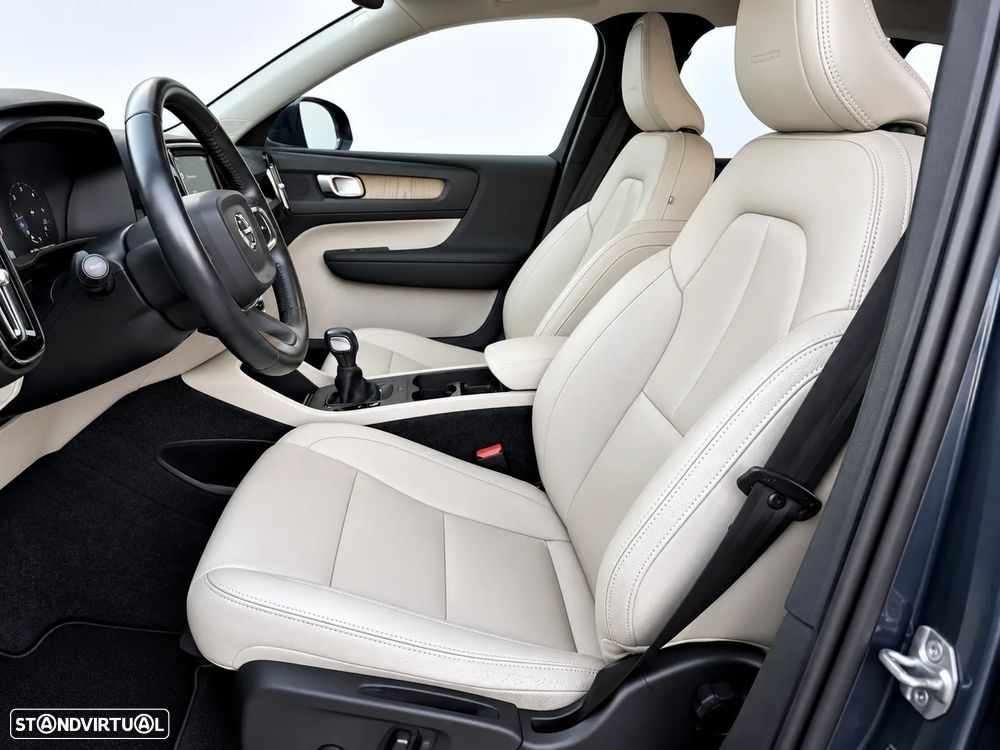 Volvo XC 40 2.0 D3 Inscription - 4
