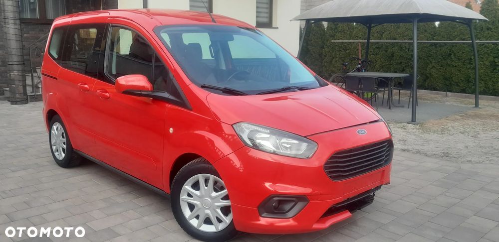 Ford Tourneo Courier - 1