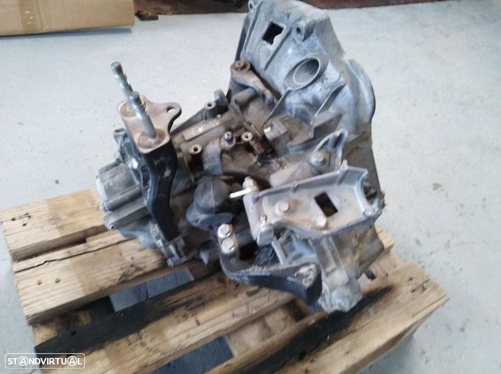 CAIXA VELOCIDADES FIAT LINEA 2007 - 1