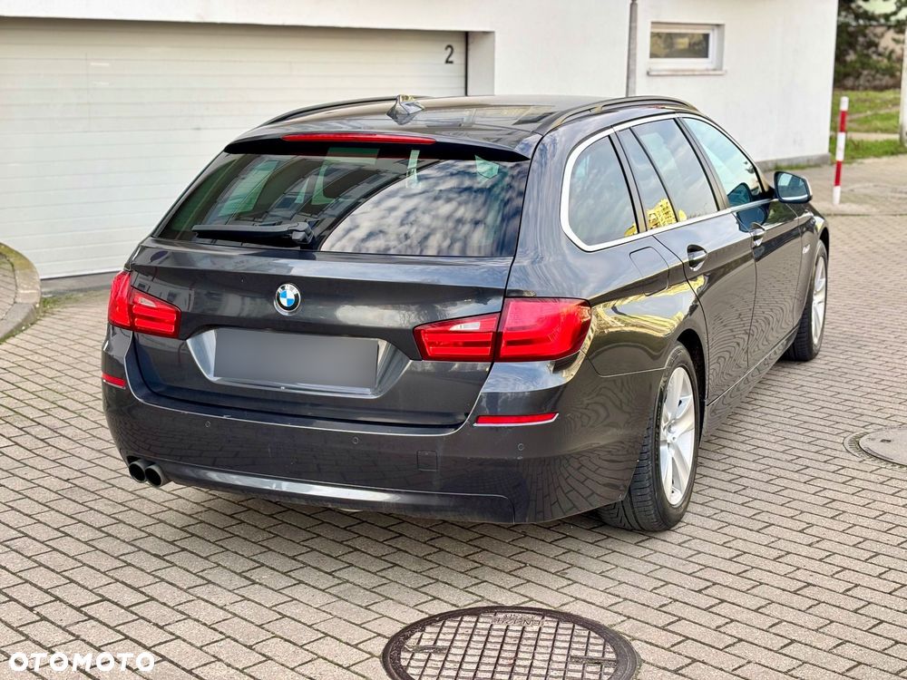 BMW Seria 5 520d Luxury Line - 4