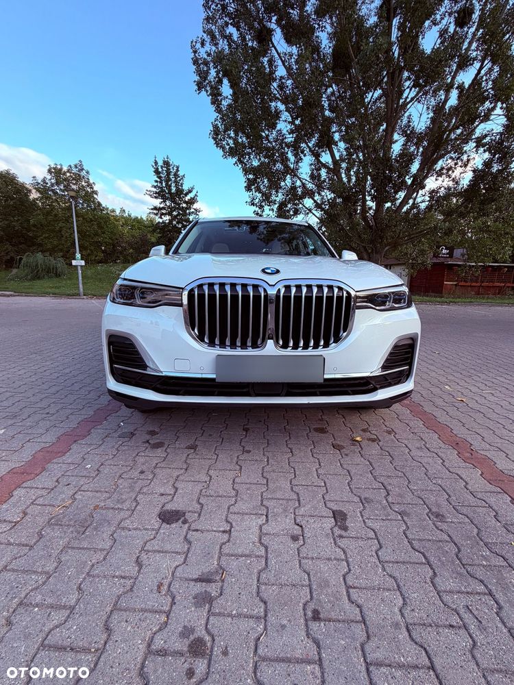 BMW X7 xDrive40i - 12
