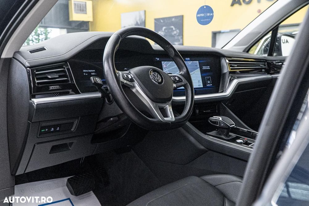 Volkswagen Touareg V6 TDI 4MOTION Elegance - 7