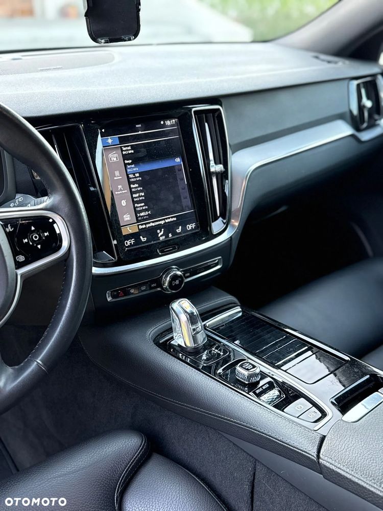 Volvo V60 T8 AWD Twin Engine Geartronic Polestar Engineered - 11