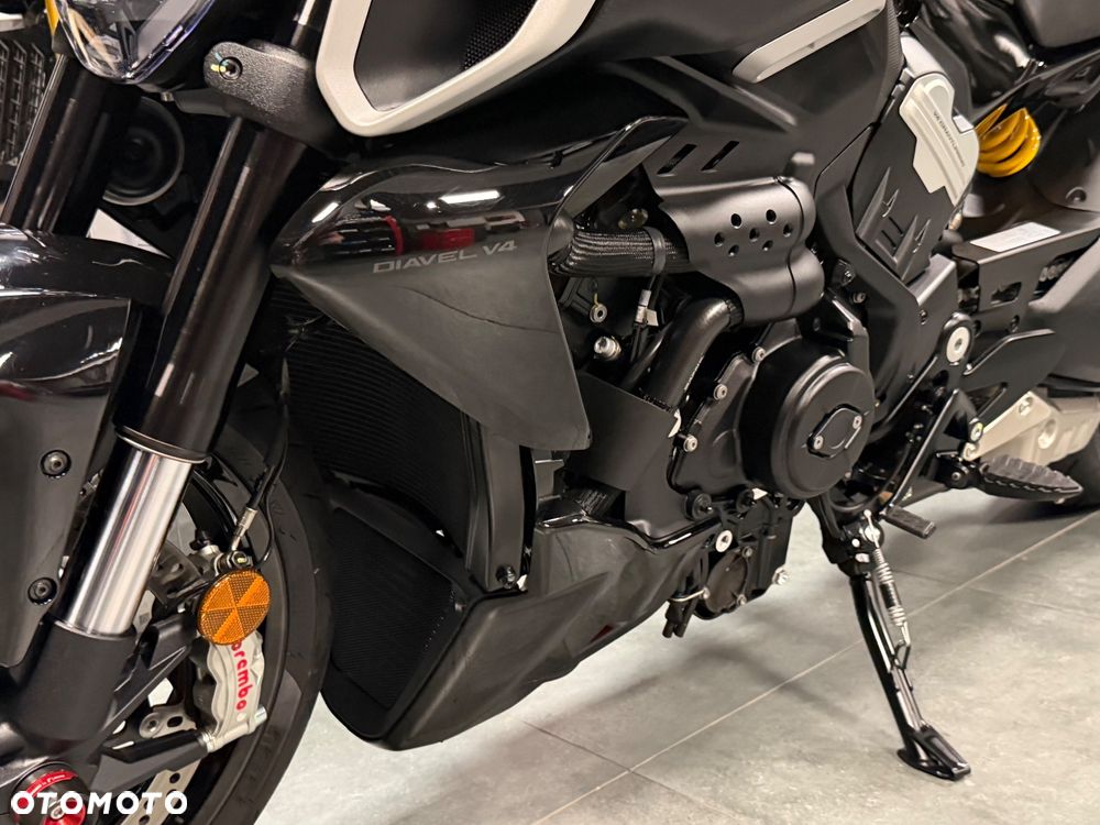 Ducati Diavel - 38