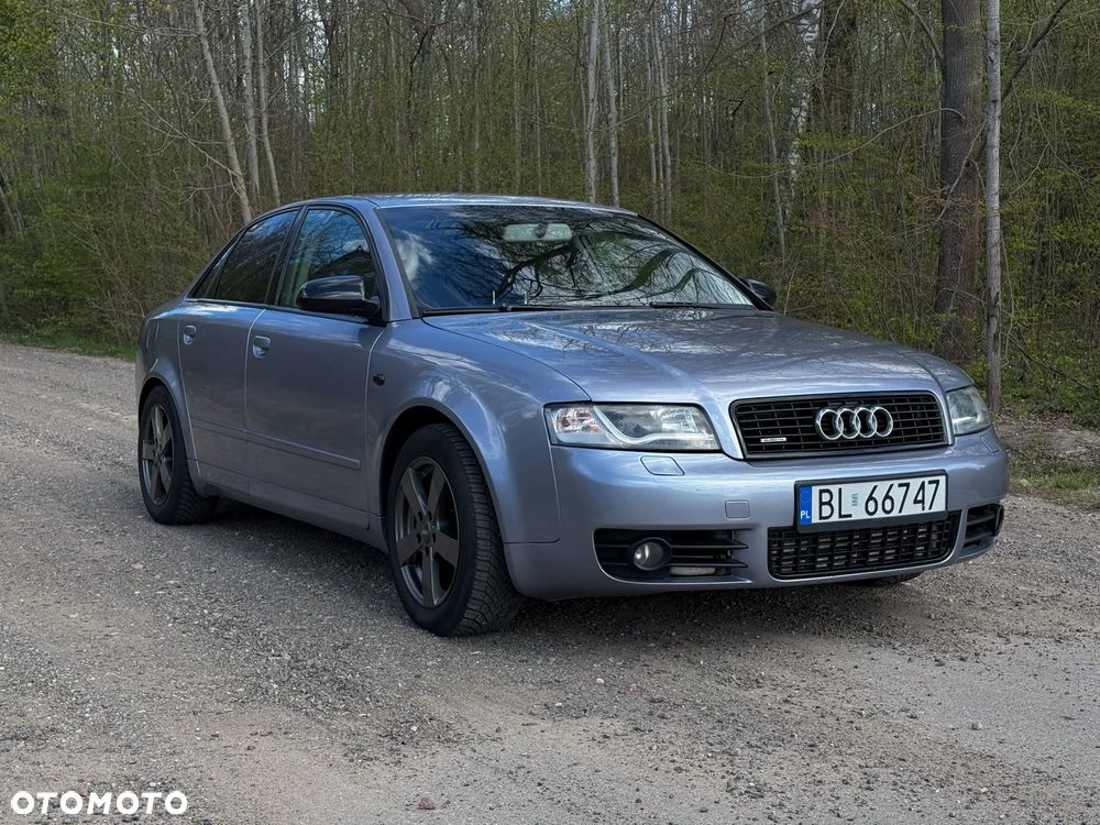 Audi A4 Limousine 1.8T Quattro - 1