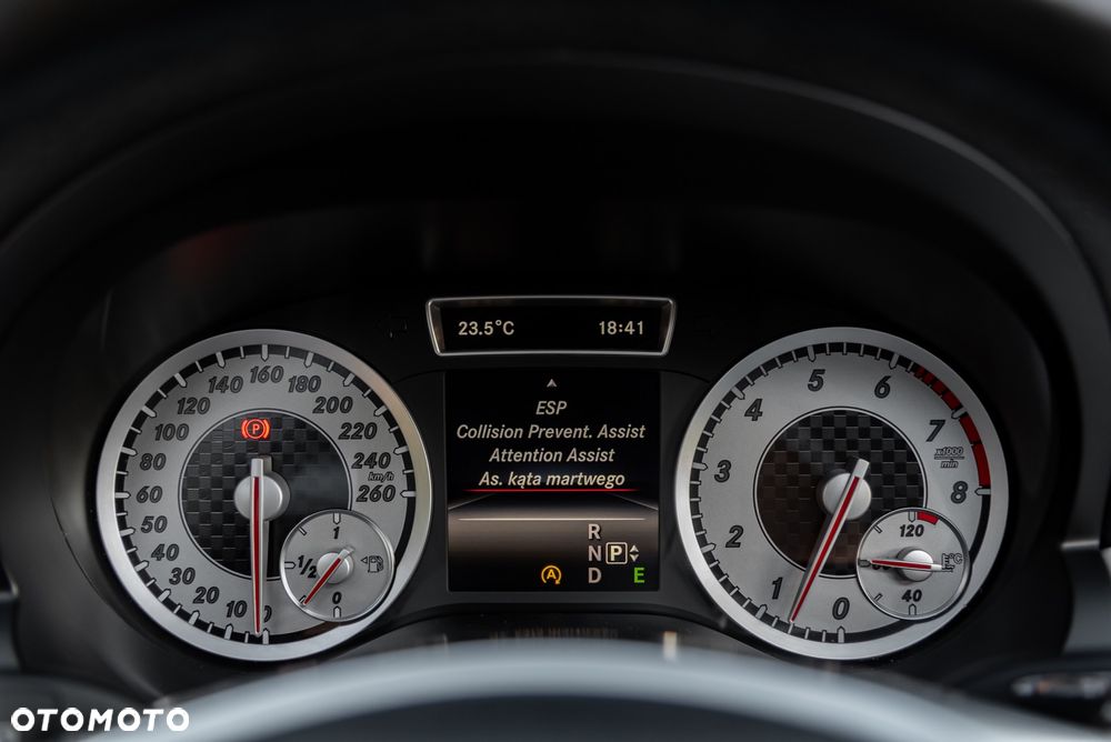Mercedes-Benz Klasa A 250 4Matic 7G-DCT AMG Line - 37
