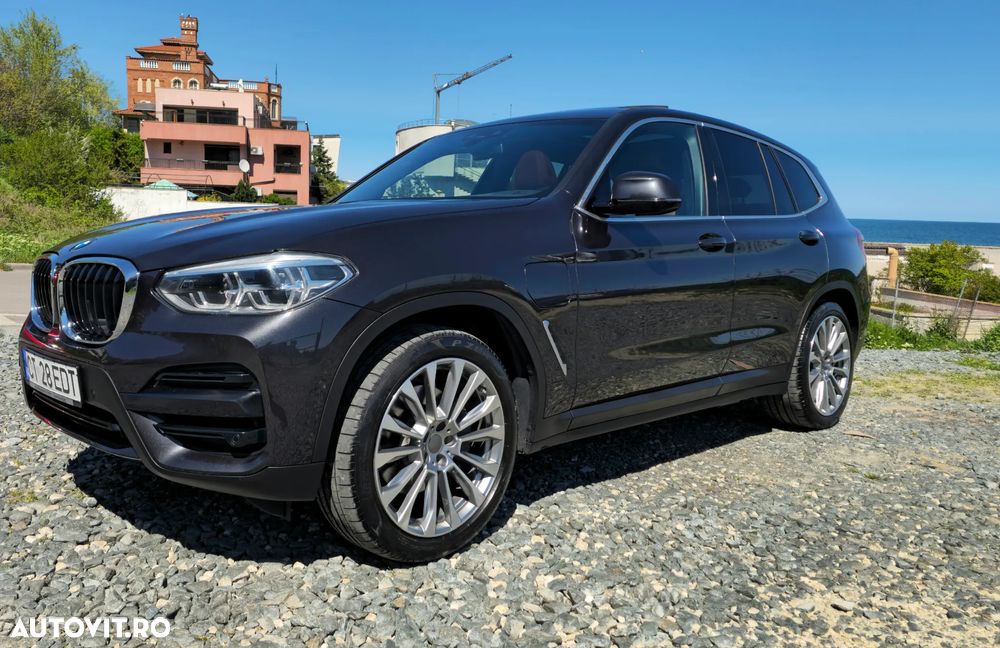 BMW X3 xDrive30e Aut. Luxury Line - 2