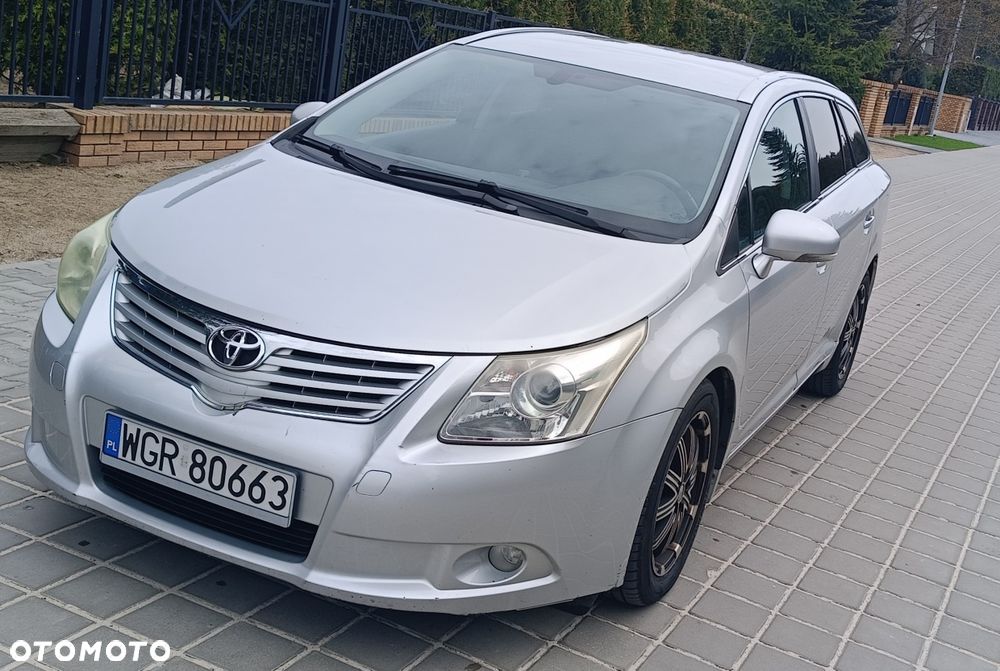 Toyota Avensis - 3