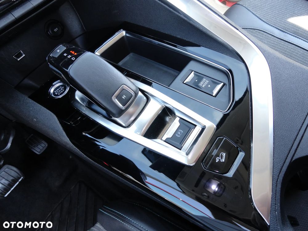 Peugeot 3008 BlueHDi 130 Stop & Start EAT8 Allure - 15