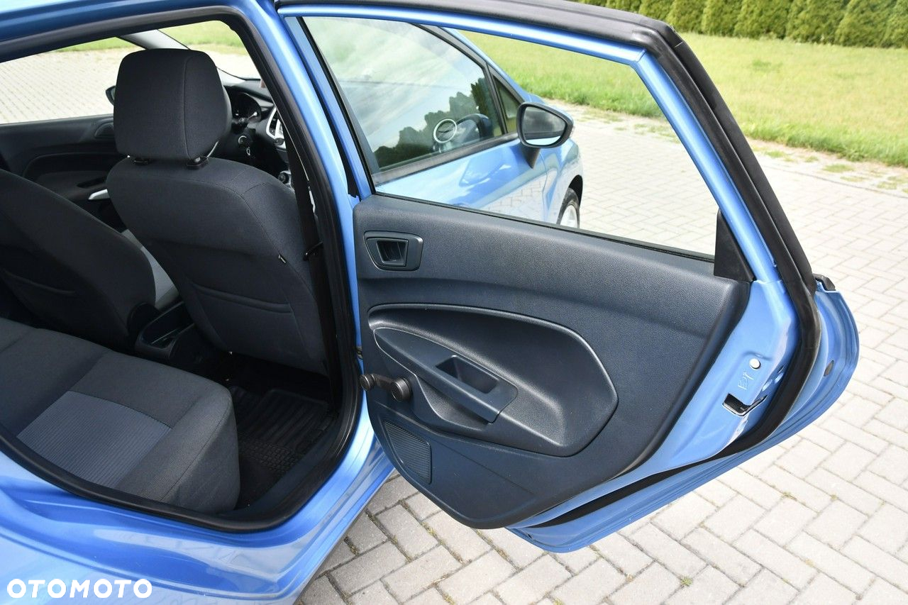 Ford Fiesta - 20