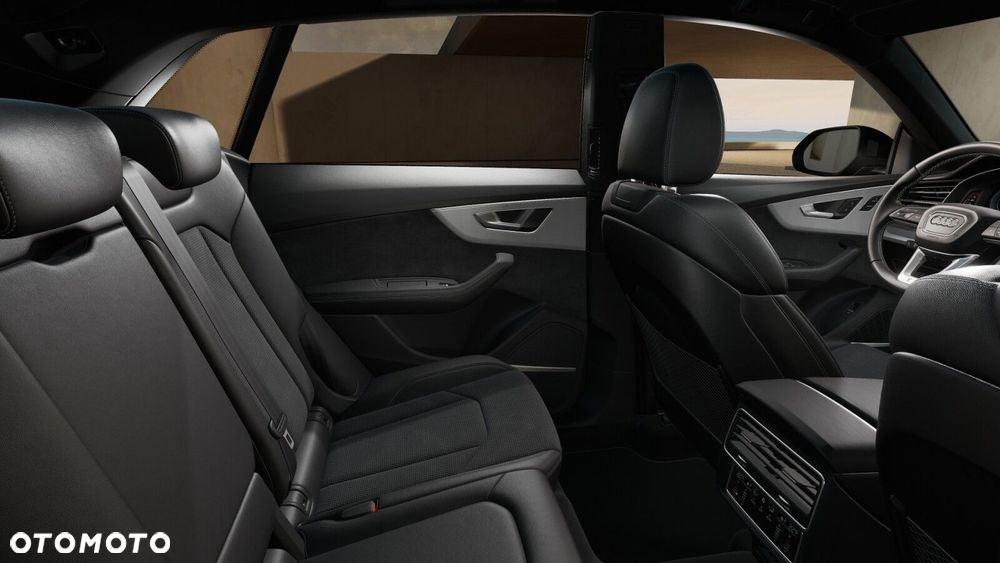 Audi Q8 - 11
