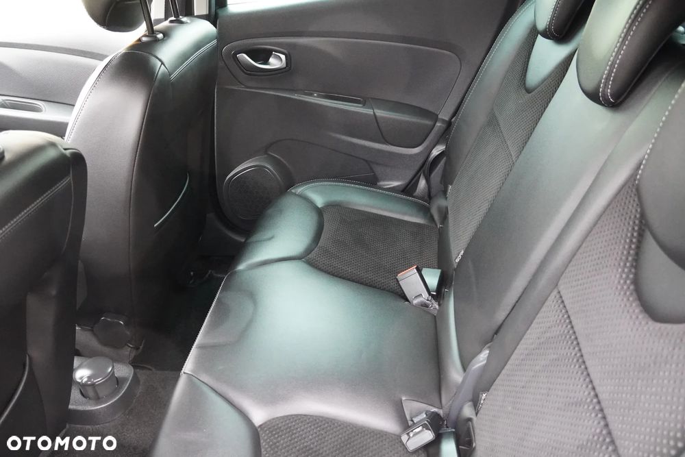 Renault Clio - 13