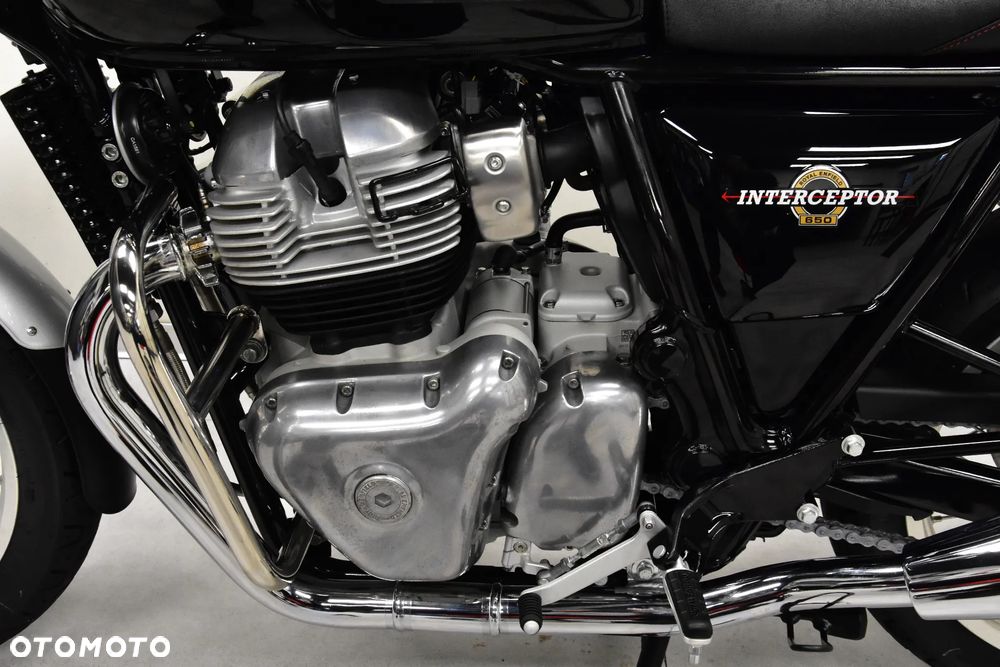 Royal Enfield Interceptor - 36