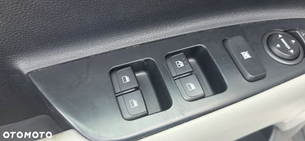 Kia Stonic 1.4 L - 24