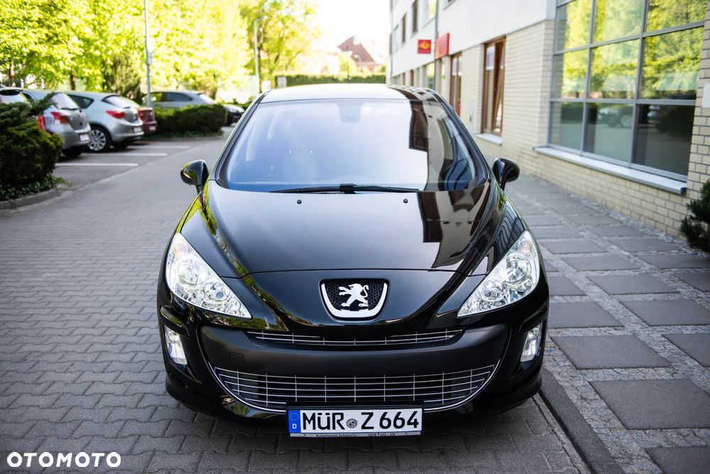 Peugeot 308 HDi FAP 135 Platinum - 9