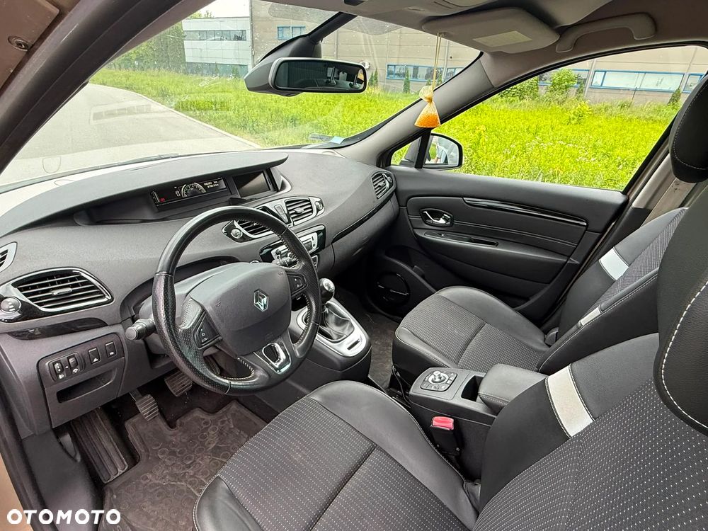 Renault Scenic ENERGY TCe 115 S&S Bose Edition - 6
