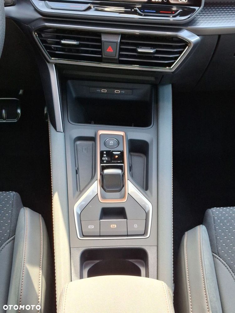 Cupra Formentor 2.5 TSI 4Drive VZ5 DSG - 35