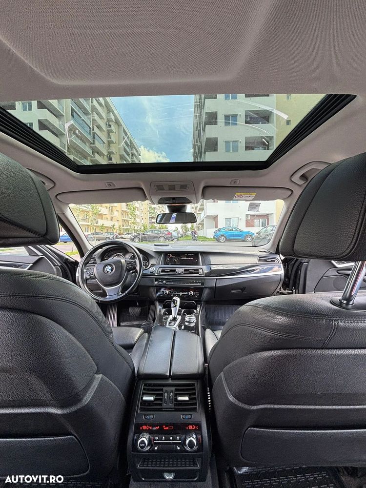 BMW Seria 5 520d xDrive AT - 14