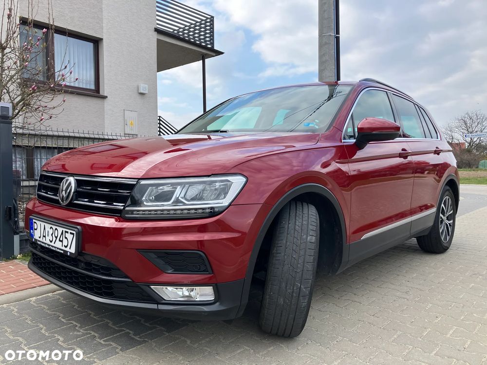 Volkswagen Tiguan ver-2-0-tdi-bmt-scr-comfortline-dsg - 2