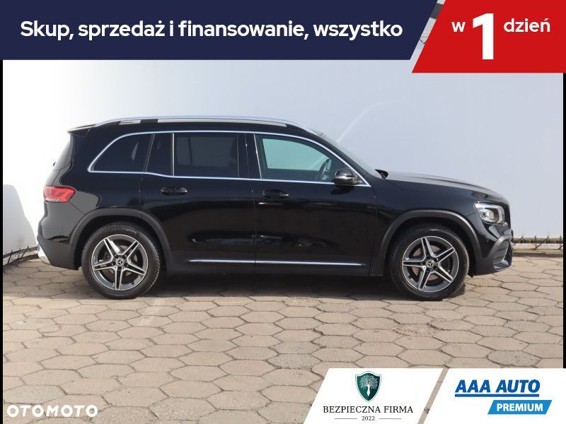 Mercedes-Benz GLB - 7