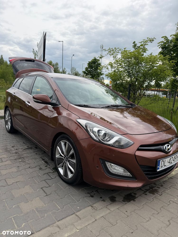 Hyundai i30 1.6 CRDi Premium - 4