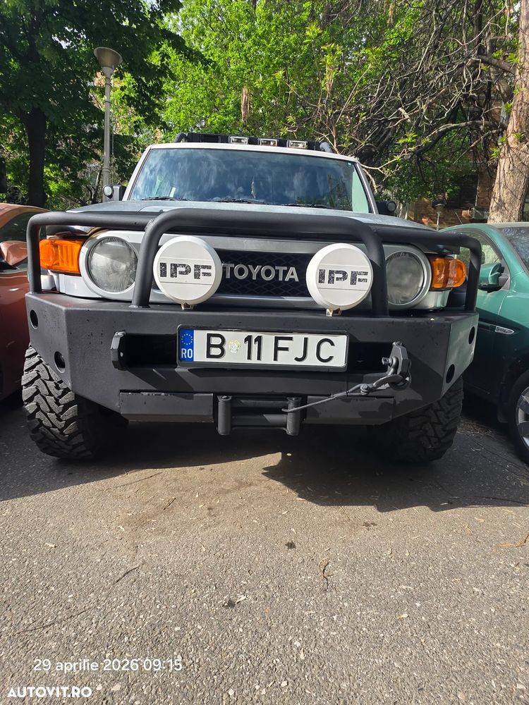 Toyota FJ - 3