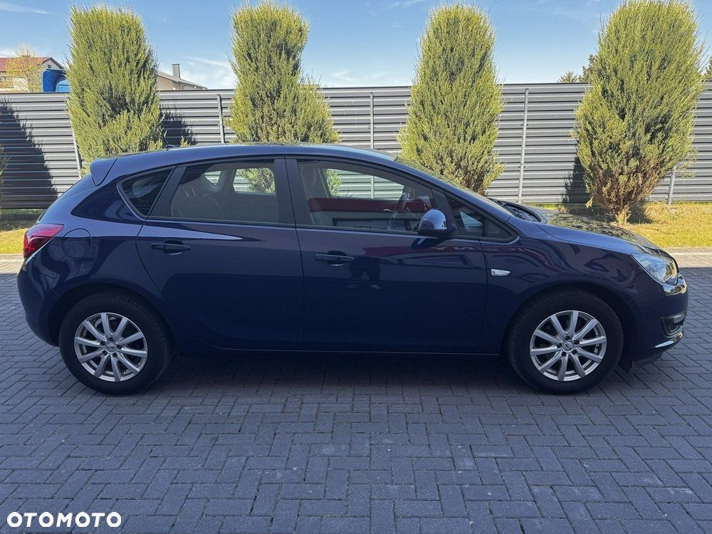 Opel Astra 1.4 Selection - 10