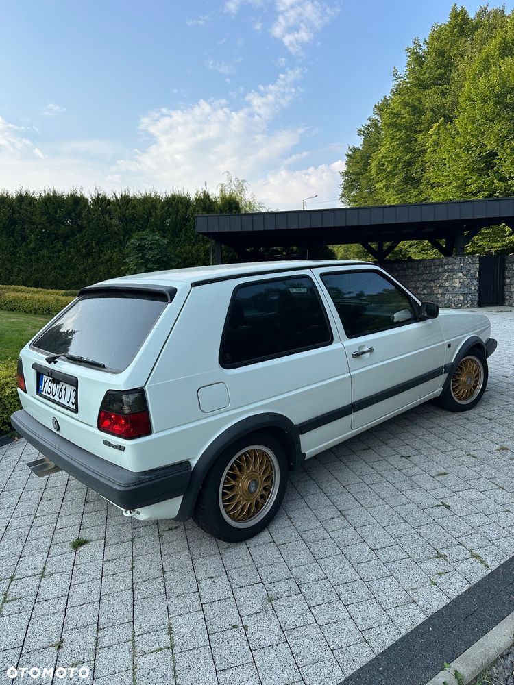 Volkswagen Golf 1.8 (C) - 12