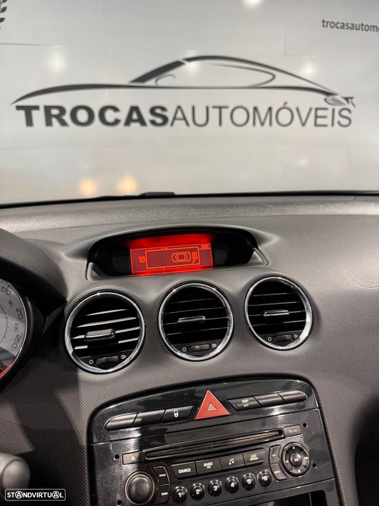 Peugeot 308 CC 1.6 HDi Sport - 32