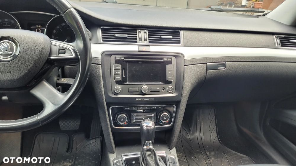 Skoda Superb 2.0 TDI Green tec DSG Elegance - 31