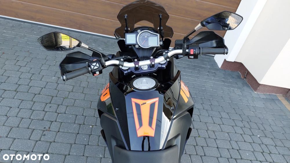 KTM Adventure - 35