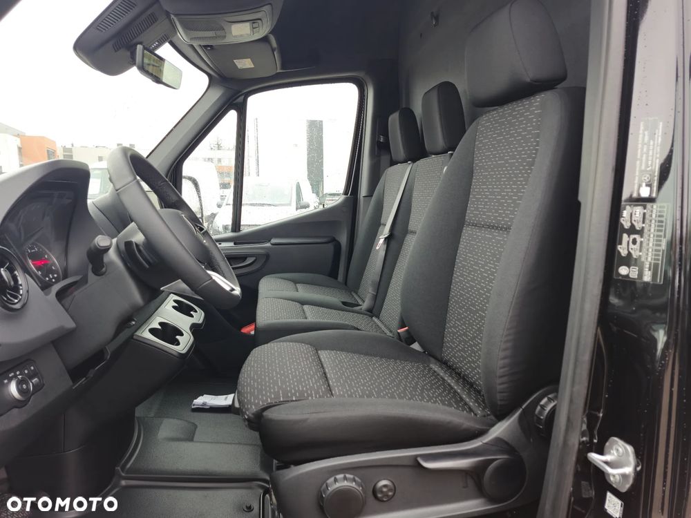 Mercedes-Benz Sprinter 319 CDI - 28