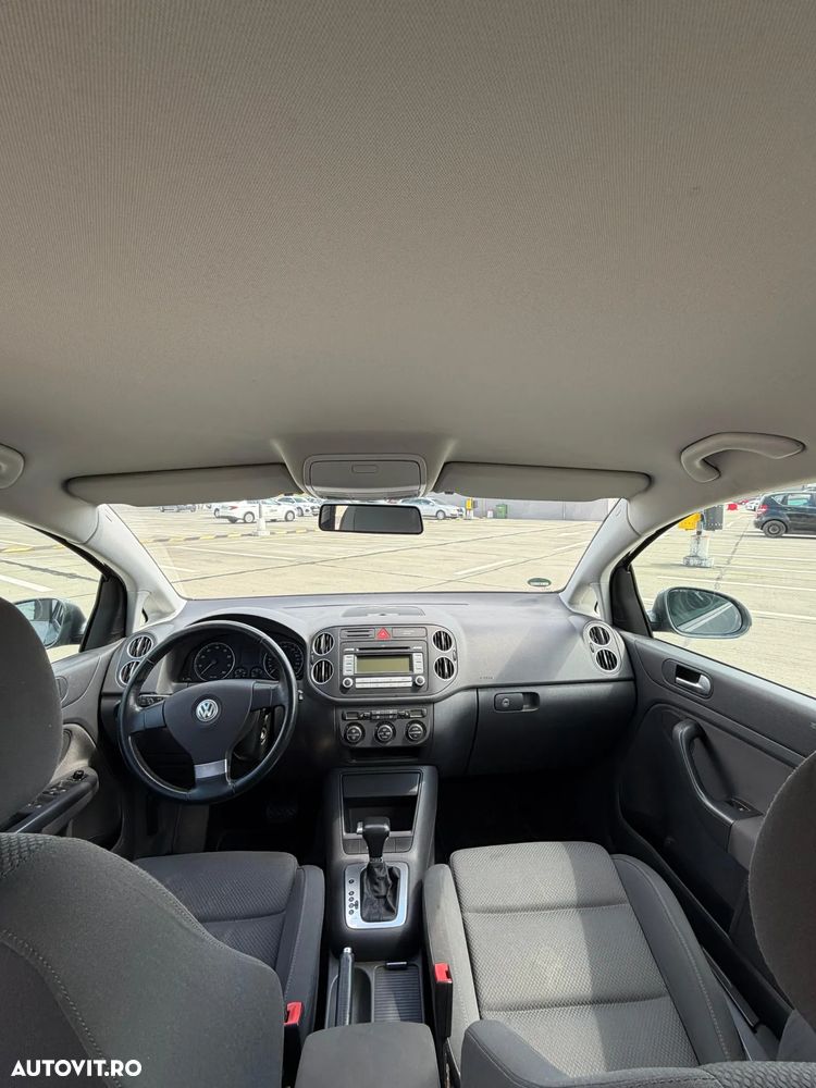 Volkswagen Golf - 9