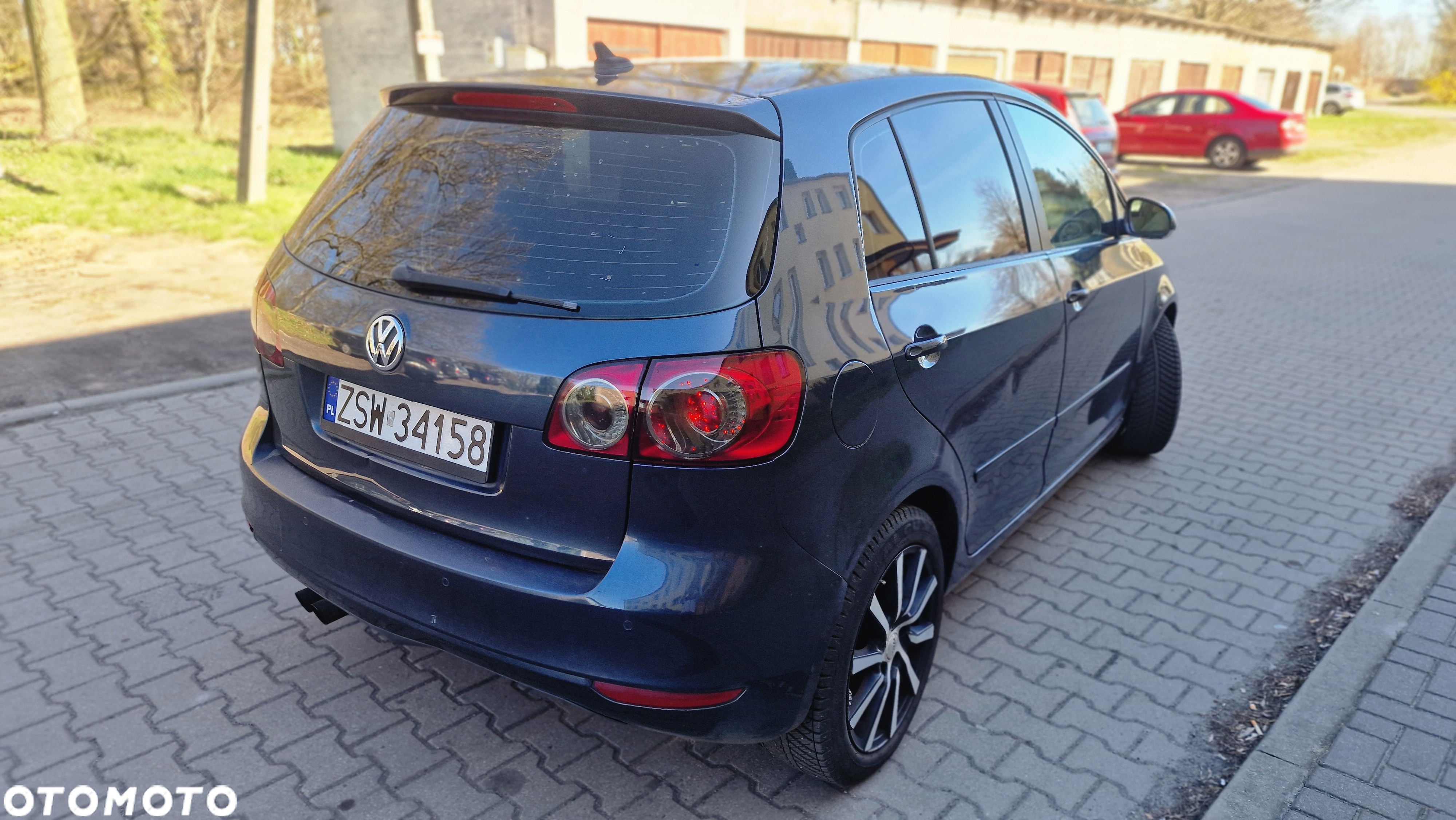 Volkswagen Golf Plus 2.0 TDI Comfortline DSG - 4