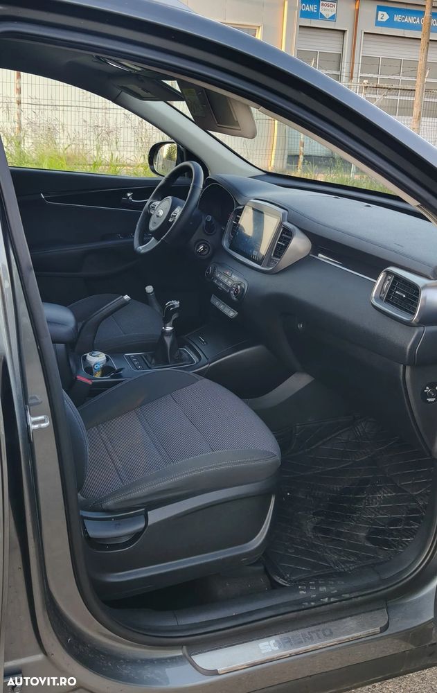 Kia Sorento 2.2 DSL 6MT 4x4 Cosmo - 8