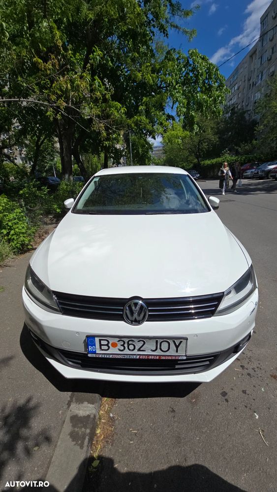 Volkswagen Jetta 1.2 TSI Comfortline - 3