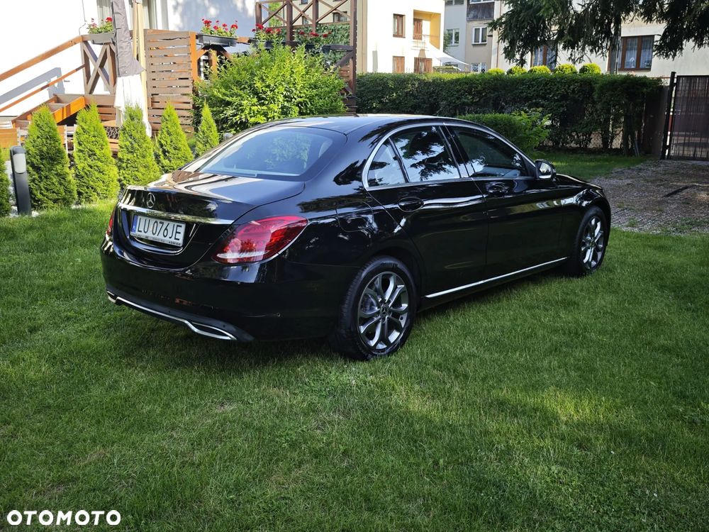 Mercedes-Benz Klasa C 180 9G-TRONIC - 24