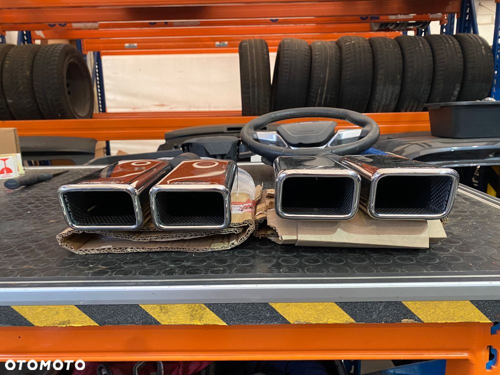 Buzzer PODWÓJNA KOŃCÓWKA WYDECHU RURY WYDECHOWEJ PROSTOKĄTNA 2 x PODWÓJNE KOŃCÓWKI  WYDECHU  PROSTOKĄTNE FIRMY BUZZER prostokąt długa długie z kwasówki blachy nierdzewnej Kwasówka blacha nierdzewna bus do busa Renault Trafic Mercedes vito Volkswagen vw t5 ford custom transit Toyota proace - 7