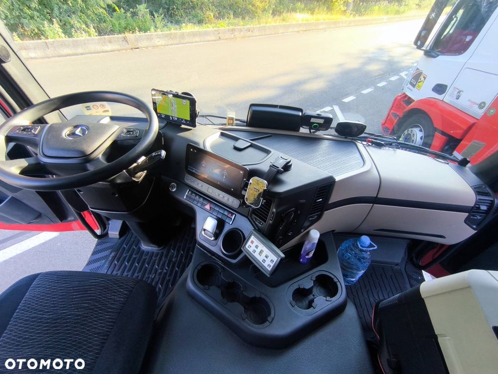 Mercedes-Benz Actros 1843 + Kassbohrer Intago - 15