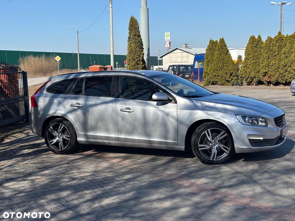 Volvo V60 D2 Drive-E Kinetic - 9