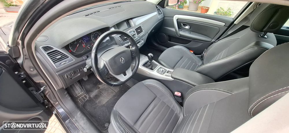 Renault Laguna Break 2.0 dCi Dynamique S 4control - 7