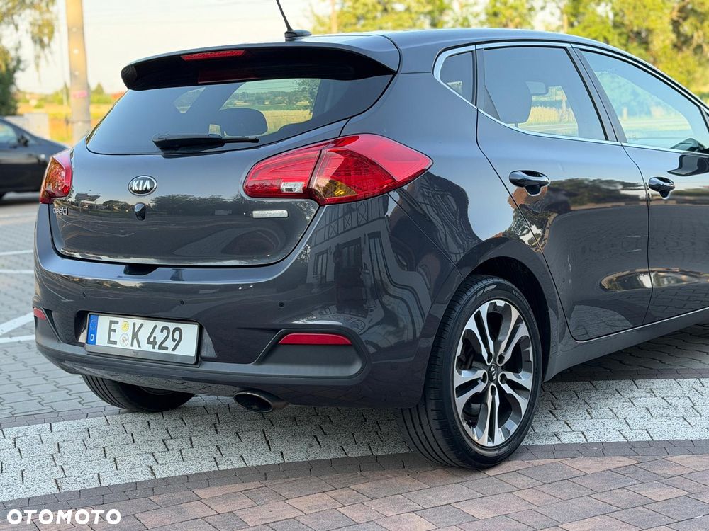 Kia Ceed 1.6 GDI Platinum Edition - 22