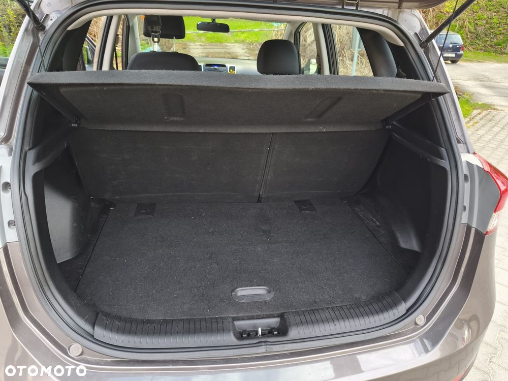 Hyundai ix20 1.4 CRDi blue Trend - 14