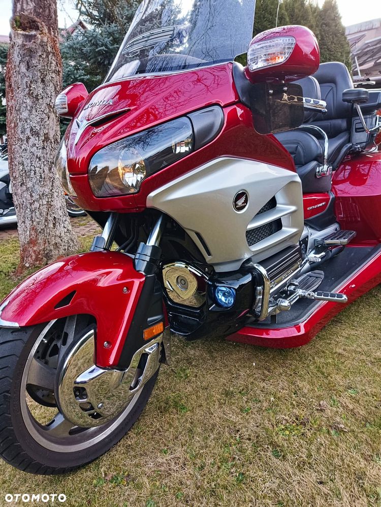 Honda GL - 5