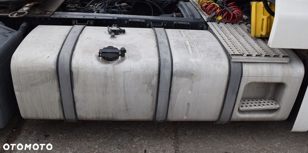 ZBIORNIK PALIWA 710 l KOMPLETNY MAN TGA LOW DECK - 1