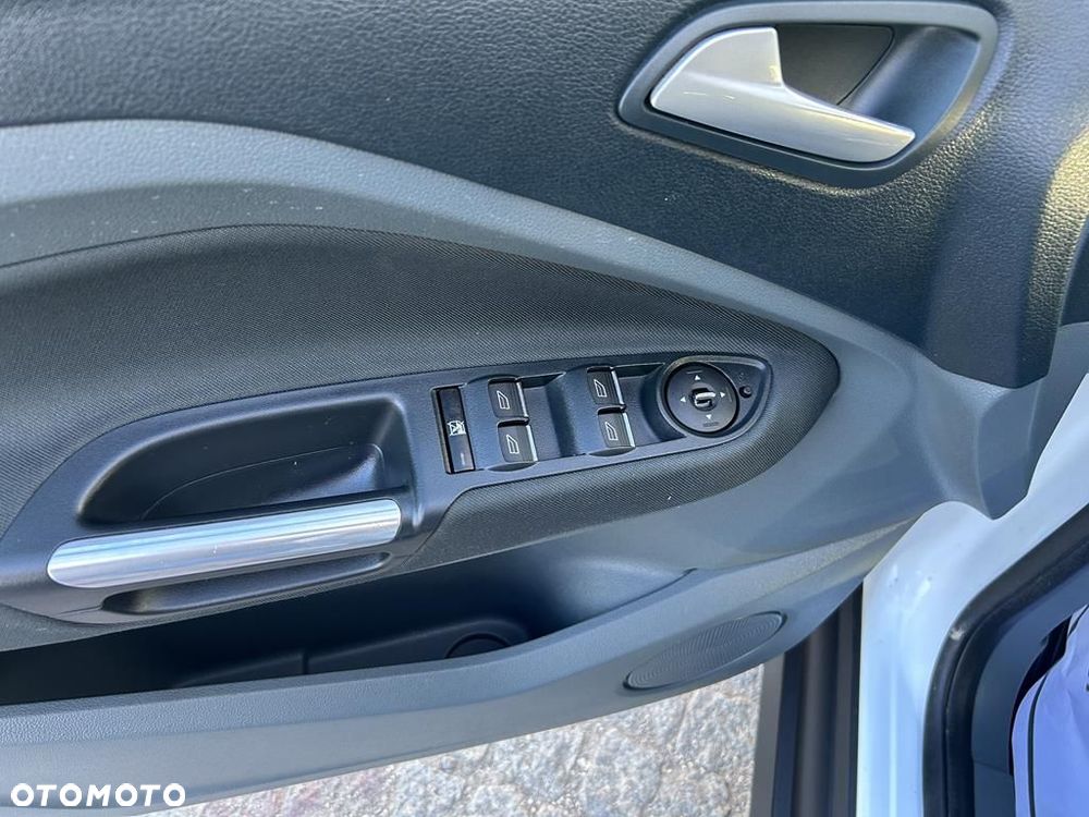 Ford C-MAX - 10