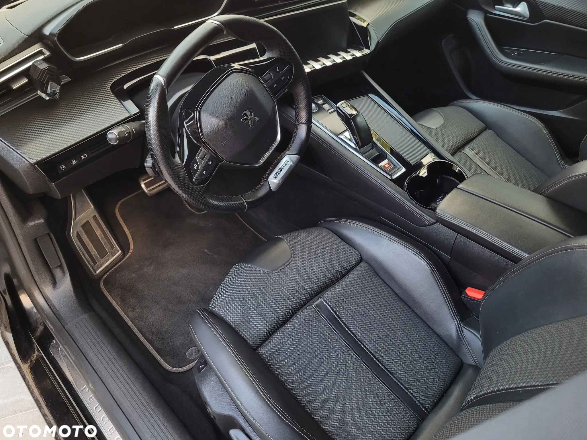Peugeot 508 SW Plug-In Hybrid 180 e-EAT8 GT - 18