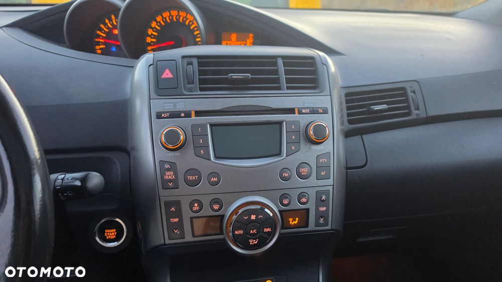 Toyota Verso - 16