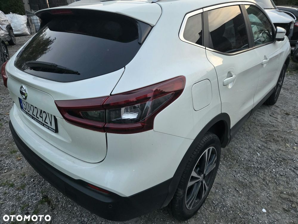 Nissan Qashqai - 12